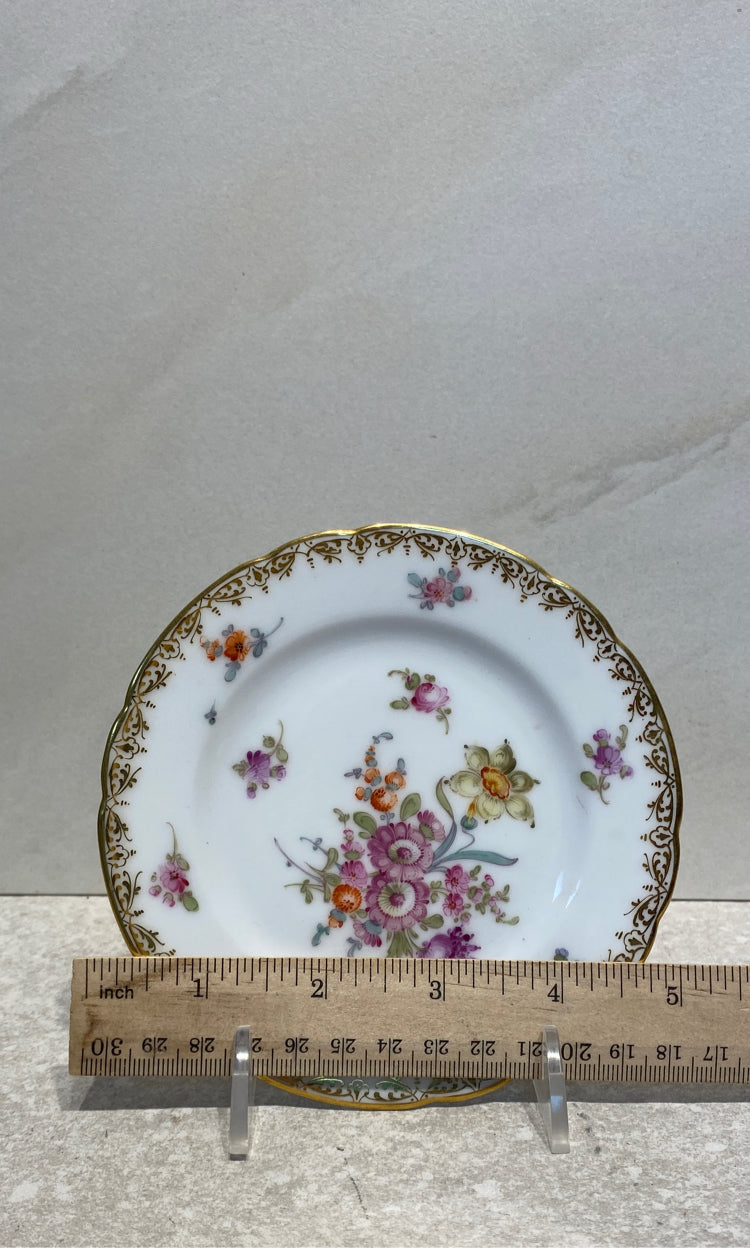 Plate