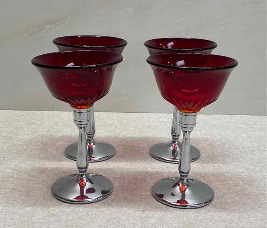 Set of 4 Glasses