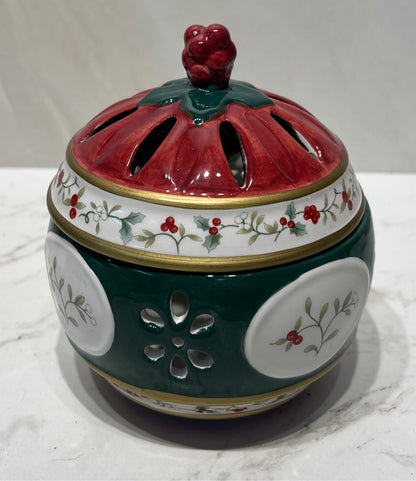 Pfaltzgraff Covered Dish