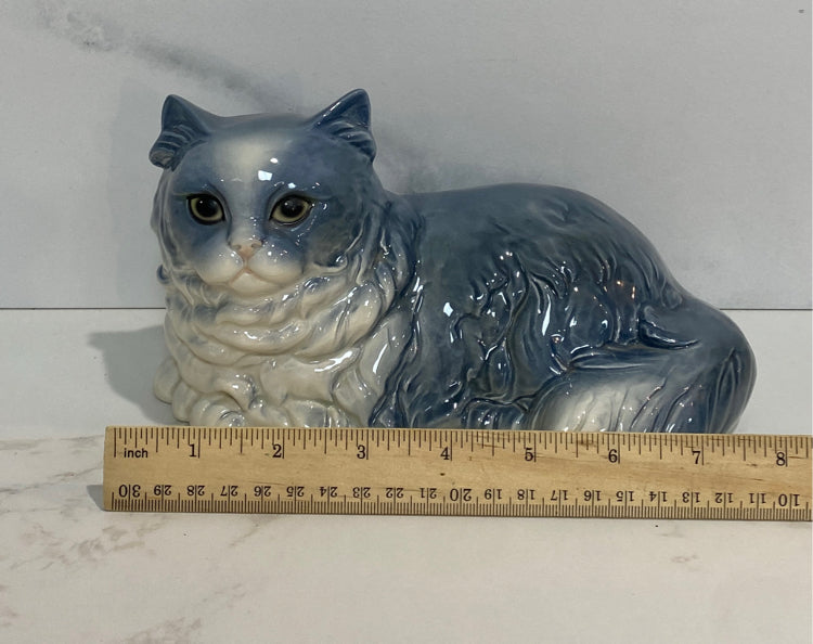 Goebel Cat
