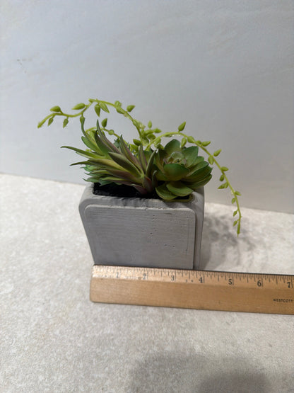 Artifical Decor