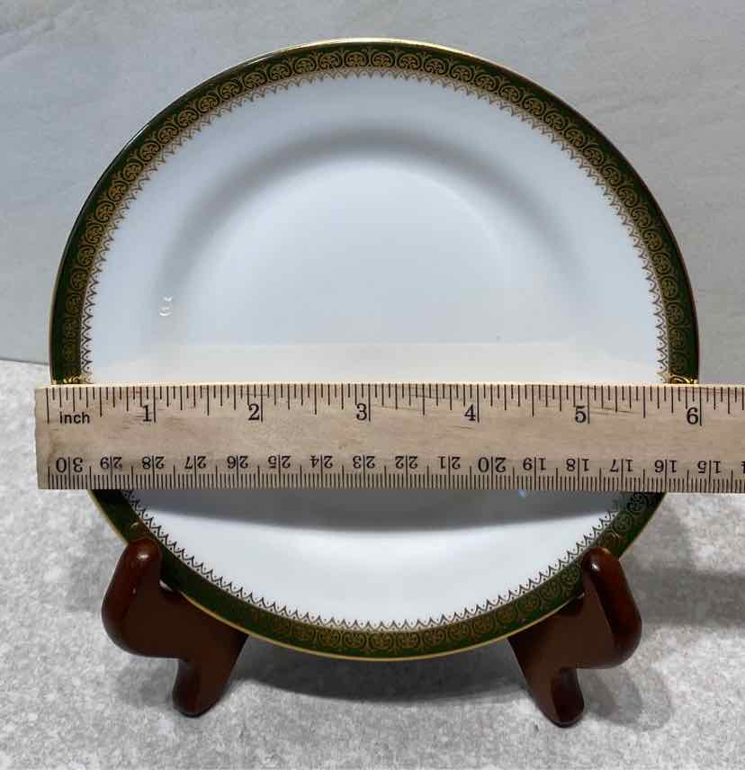 Wedgwood Chester - Set of 4 Bread Plates