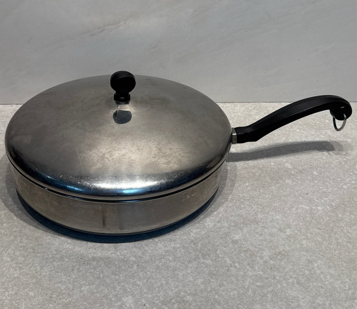 Covered Farberware Pan
