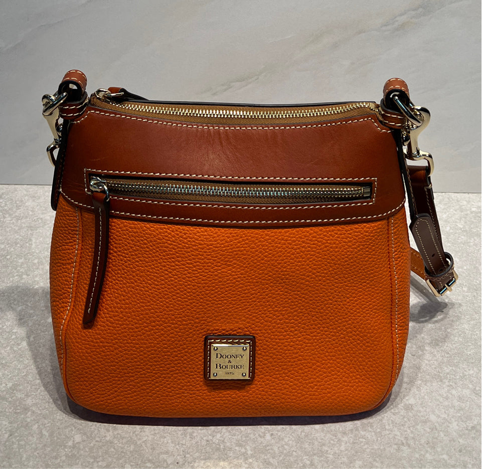 Dooney And Bourke Handbag