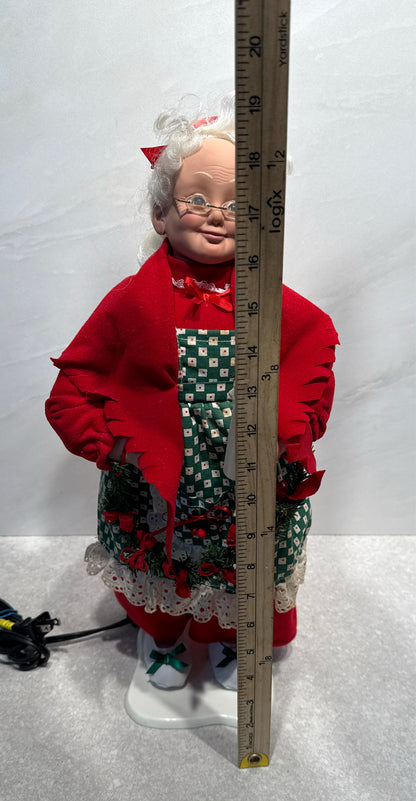 Animated Mrs. Claus