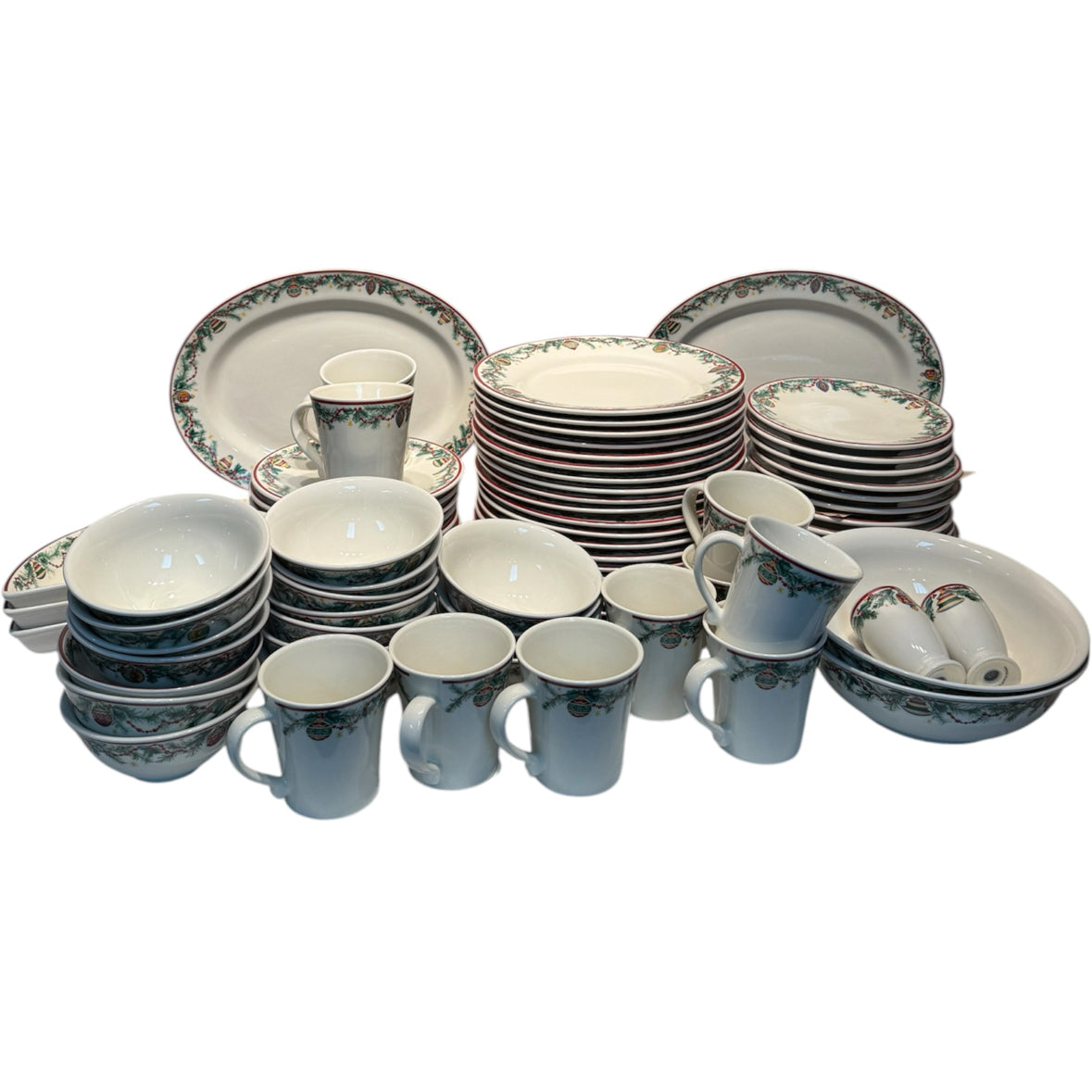 Pfaltzgraff Holiday Garland Dinnerware Set