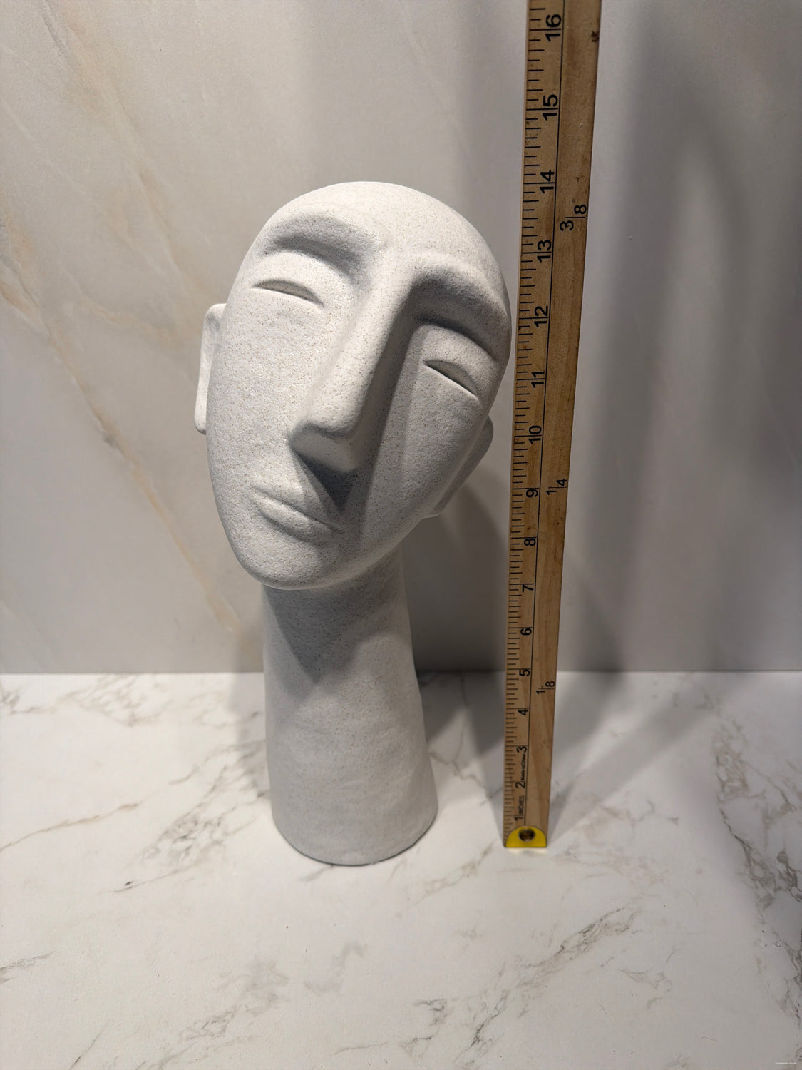 Figurine