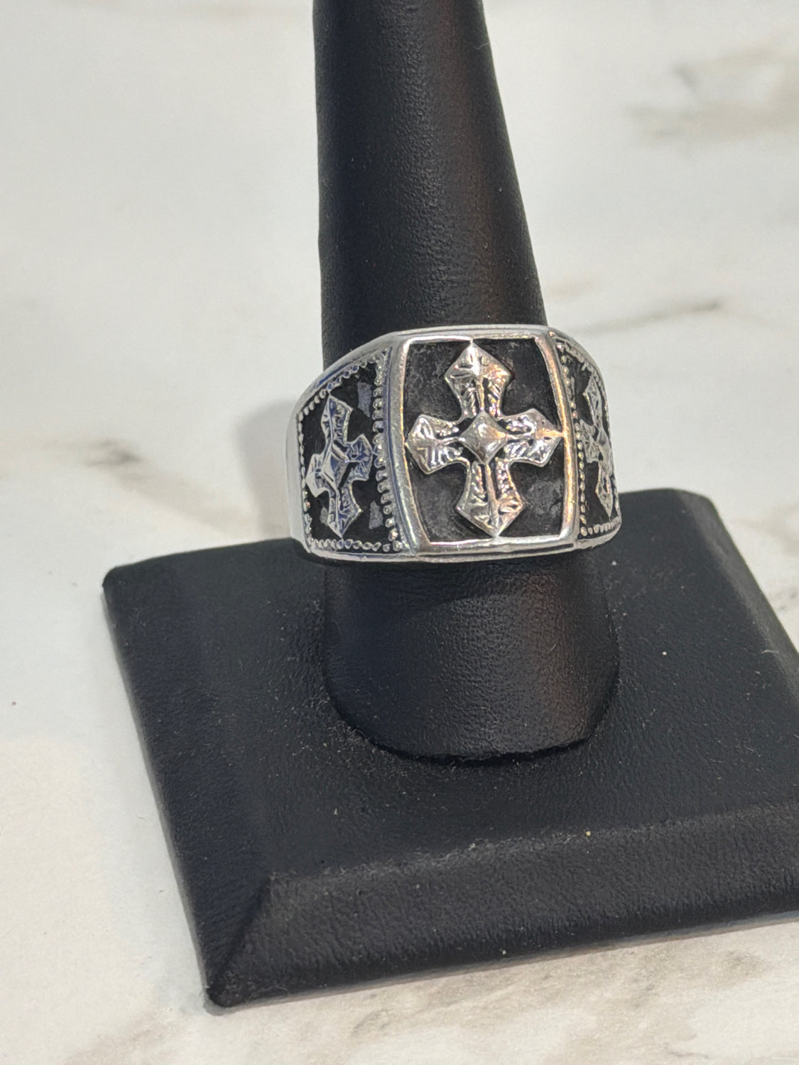 Size 10 Ring
