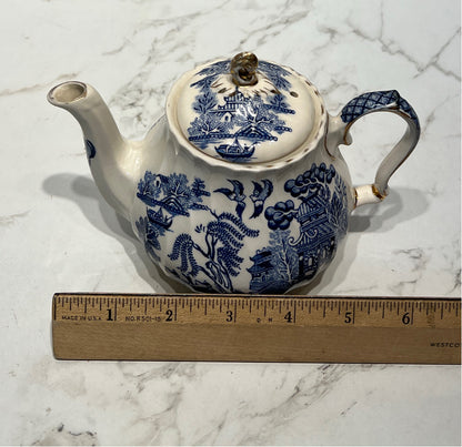 Sadler Teapot