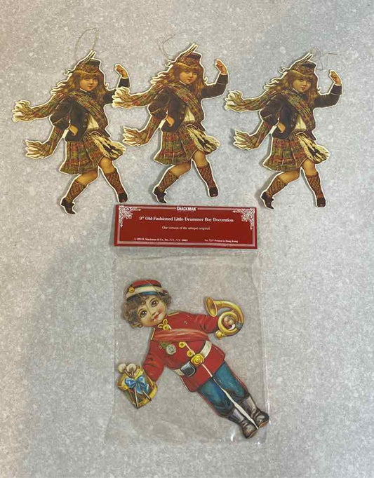 Set of 4 Ornaments