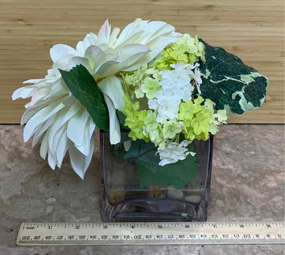 Artifical Decor