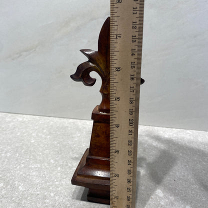 Finial Decor