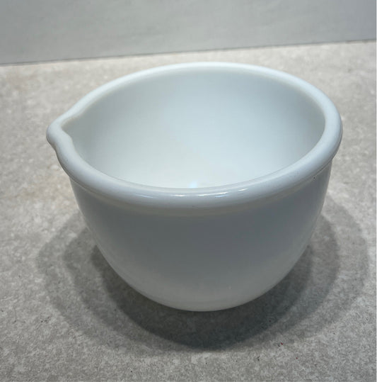 Bowl with Spout