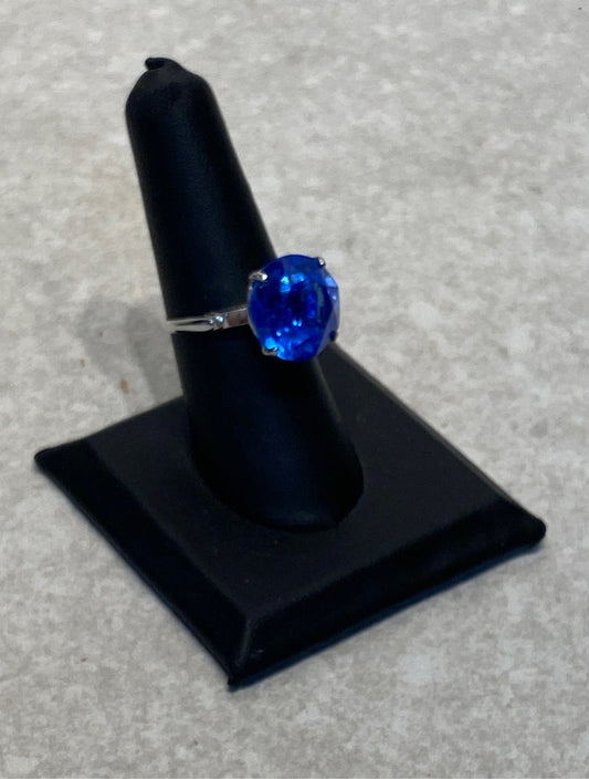 Sterling Ring - Size 7.5