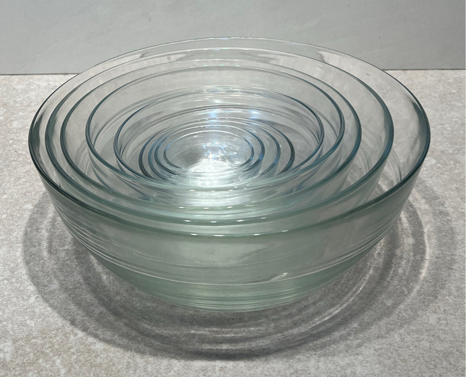 Set of 8 Mixing Bowls