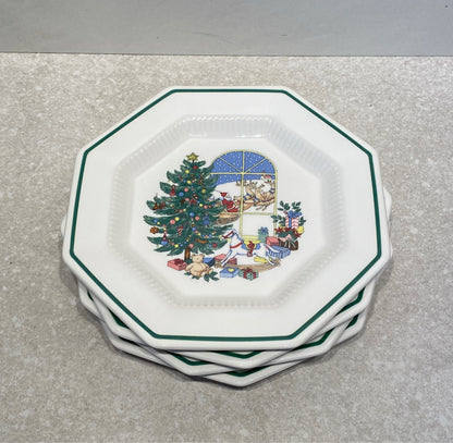 Set of 4 Nikko Plates