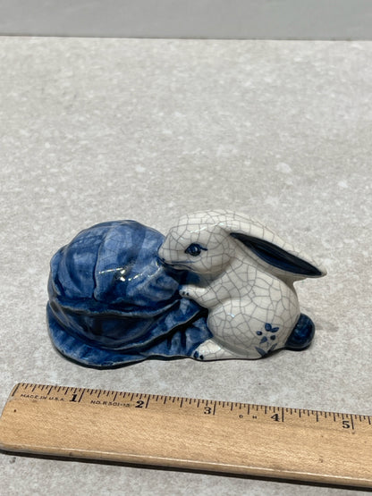 Dedham Pottery Rabbit