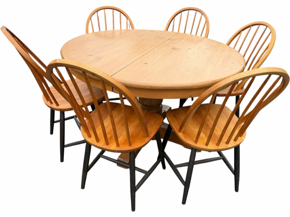 Table And 6 Chairs 2 Leafs