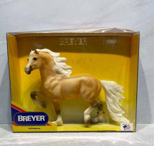 Bryer Horse 979 Sunny Boy