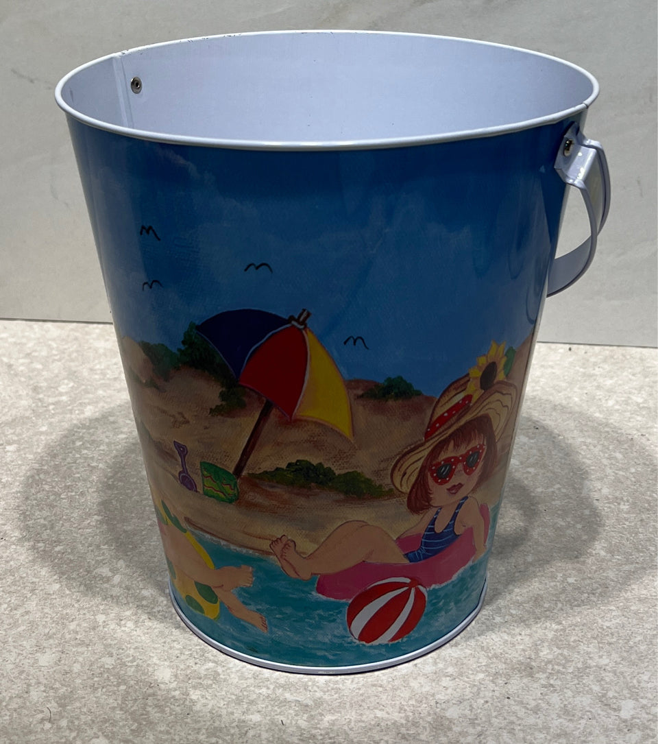 Pail