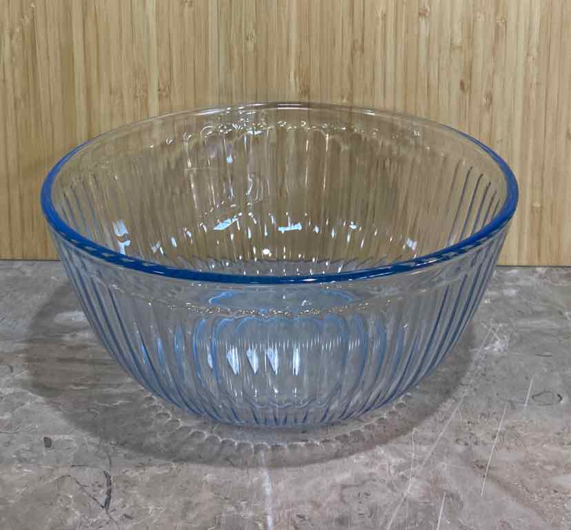 Pyrex Bowl