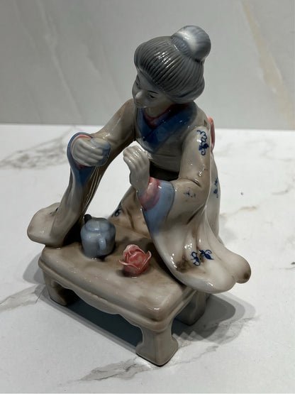 Figurine
