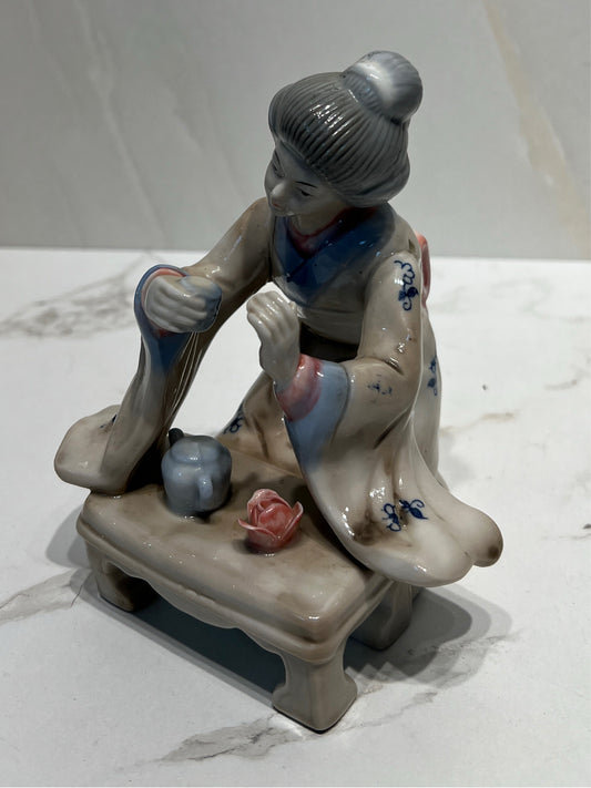 Figurine