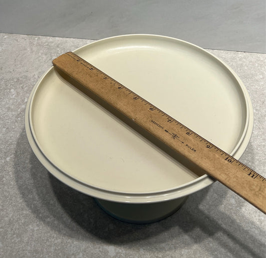Tuperware Cake Plate