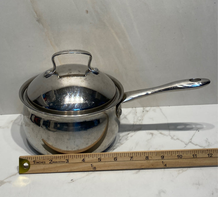 Belgique Covered Pot