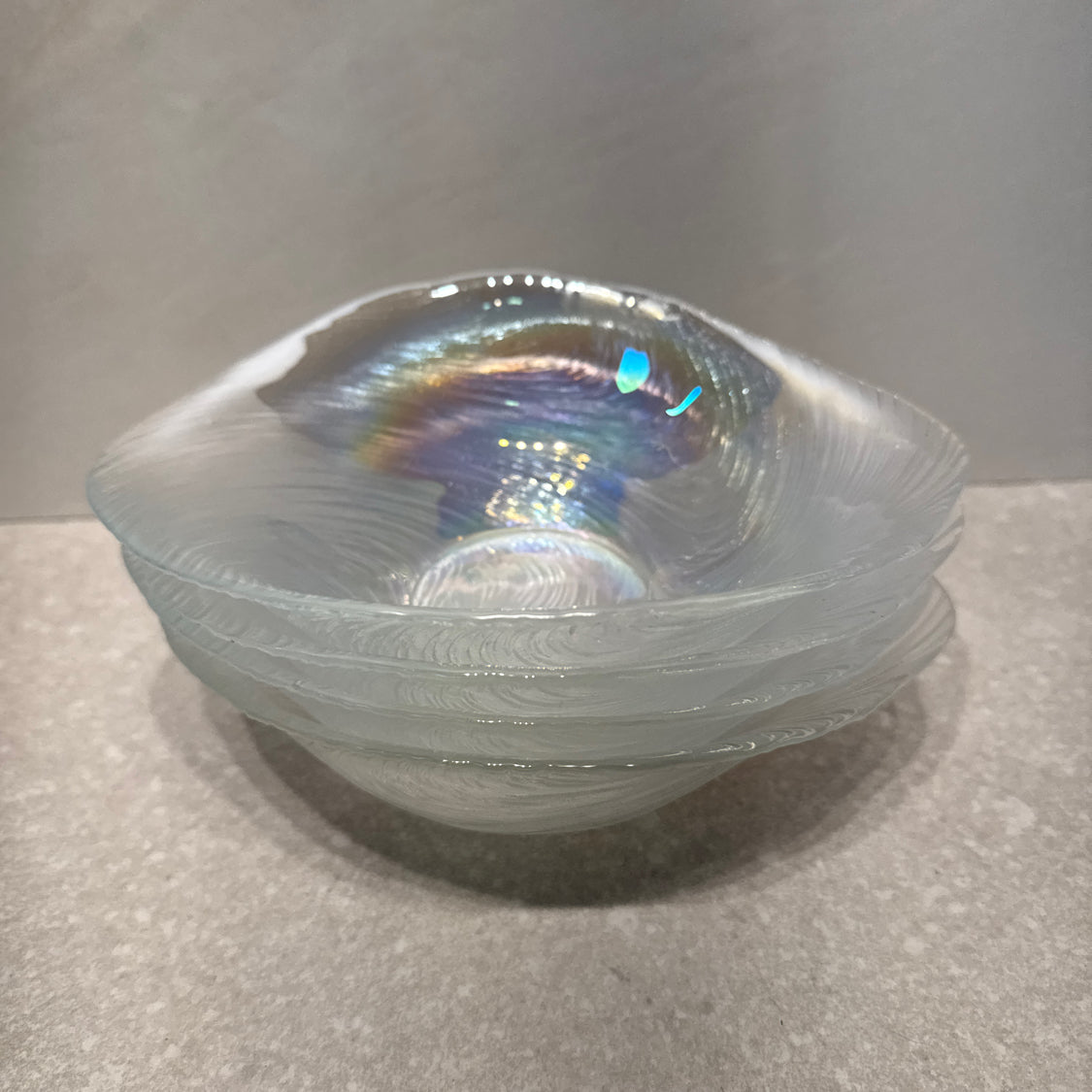 Set of 4 Iridescent Bowls