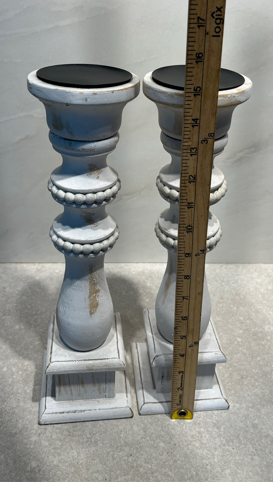 Set of 2 Candle Holders