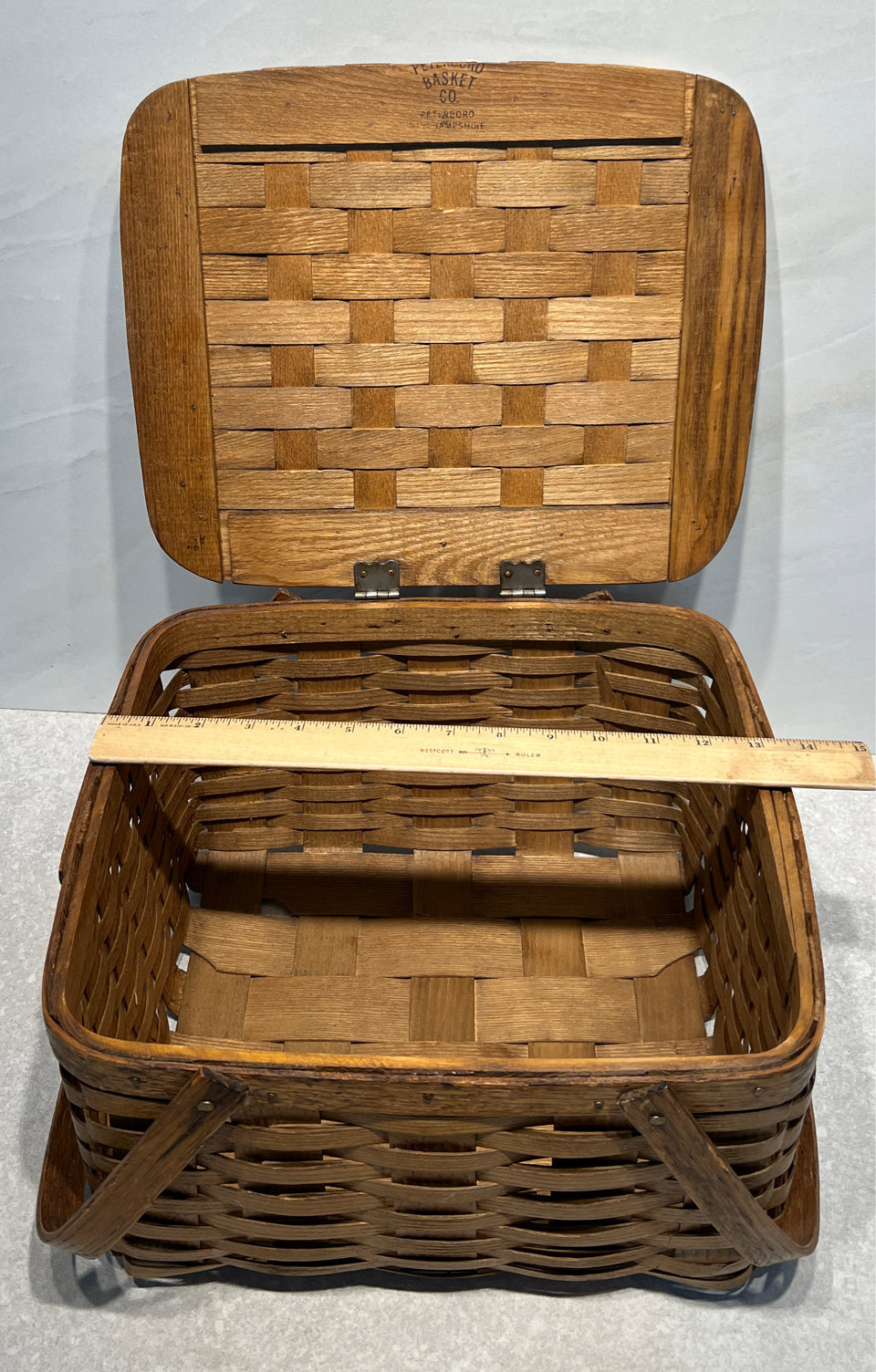 Vintage Peterboro Pie Basket