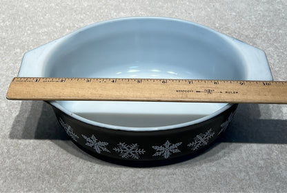 Pyrex Snowflake Bowl 043 - No Cover