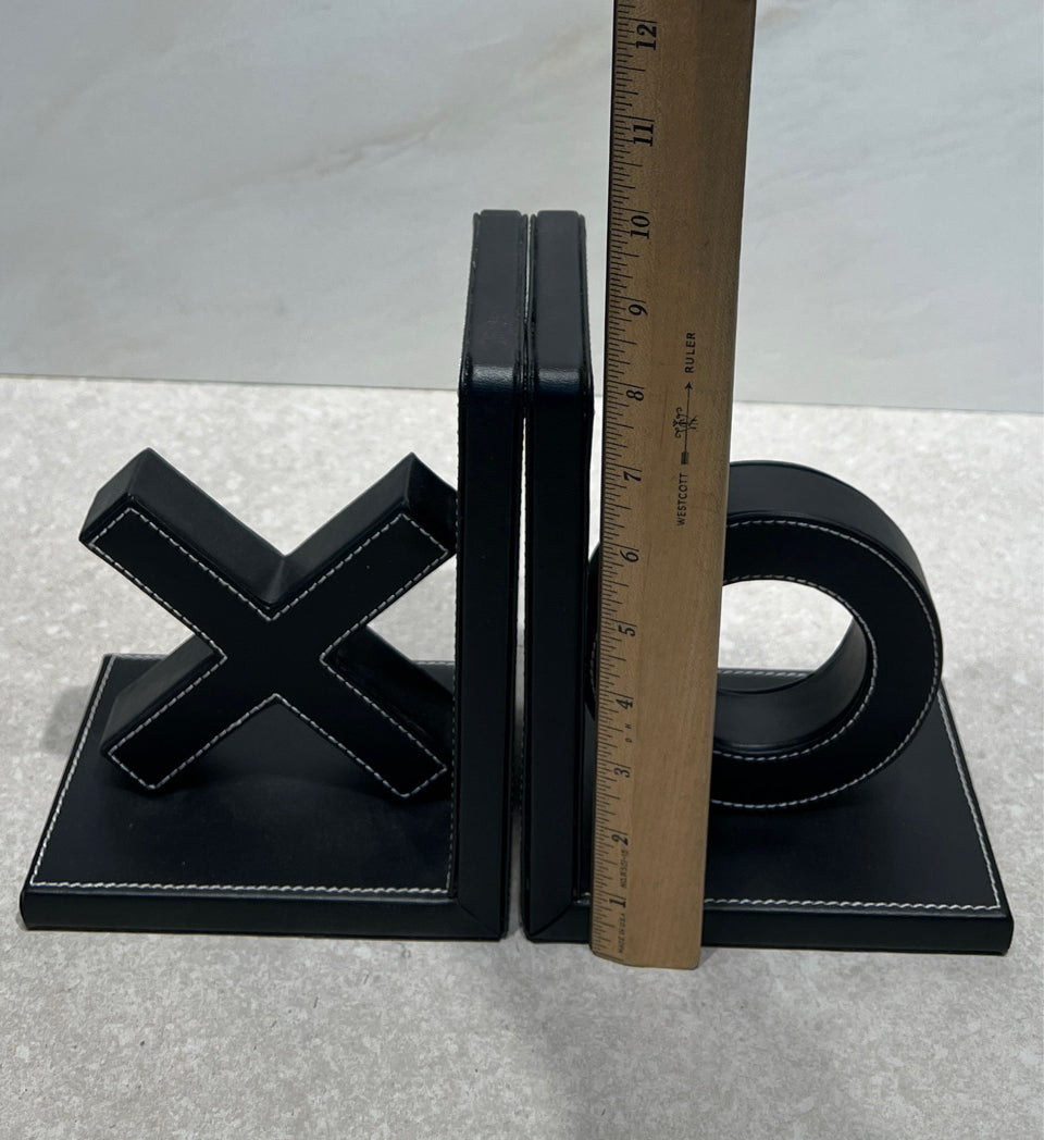 Pair of Bookends