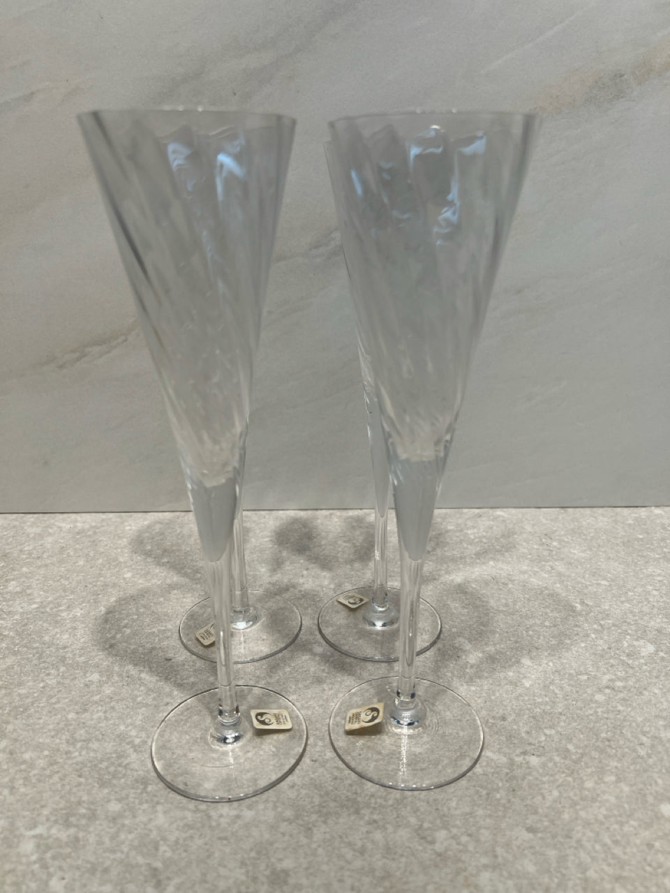 Set of 4 Glasses