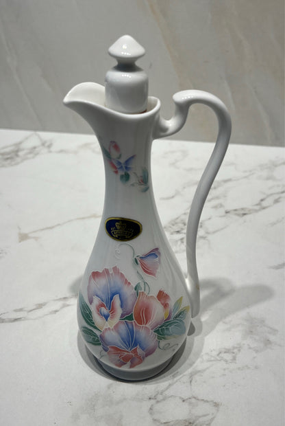 Aynsley Cruet