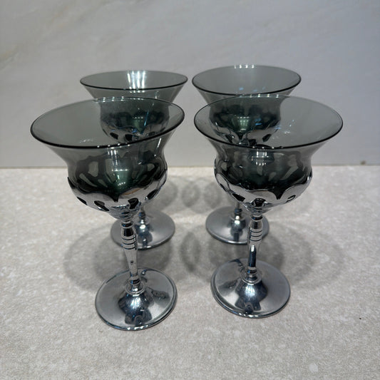 Set of 4 Glasses