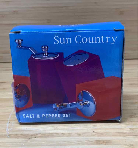 Sun Country Salt And Pepper Mill Set