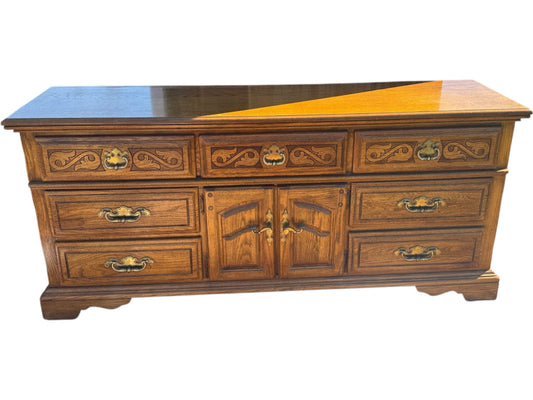 Long Dresser