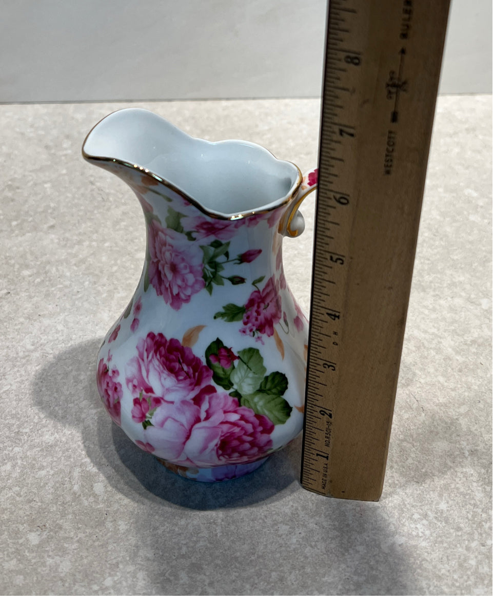 Pitcher