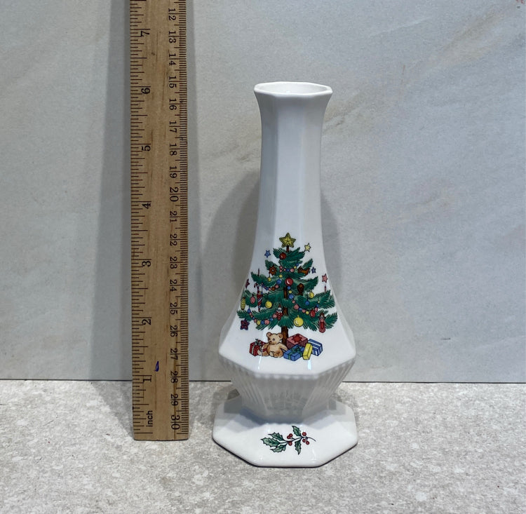 Nikko Vase