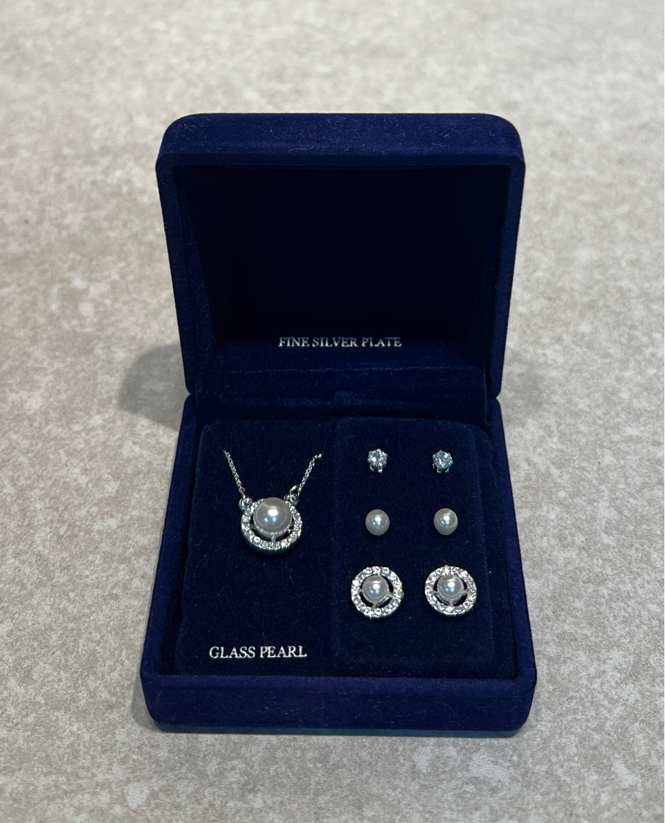 Necklace & Earrings Set