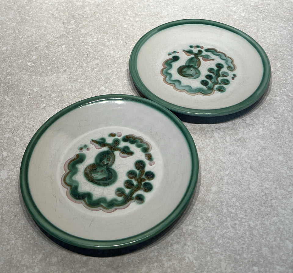 Pair Of Hadley Plates