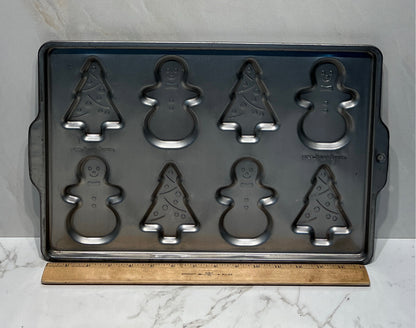 Christmas Baking Tin