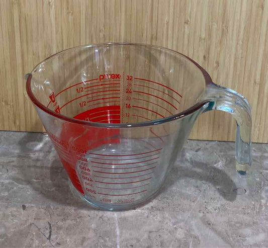 Pyrex 4-Cups Measuring Cup