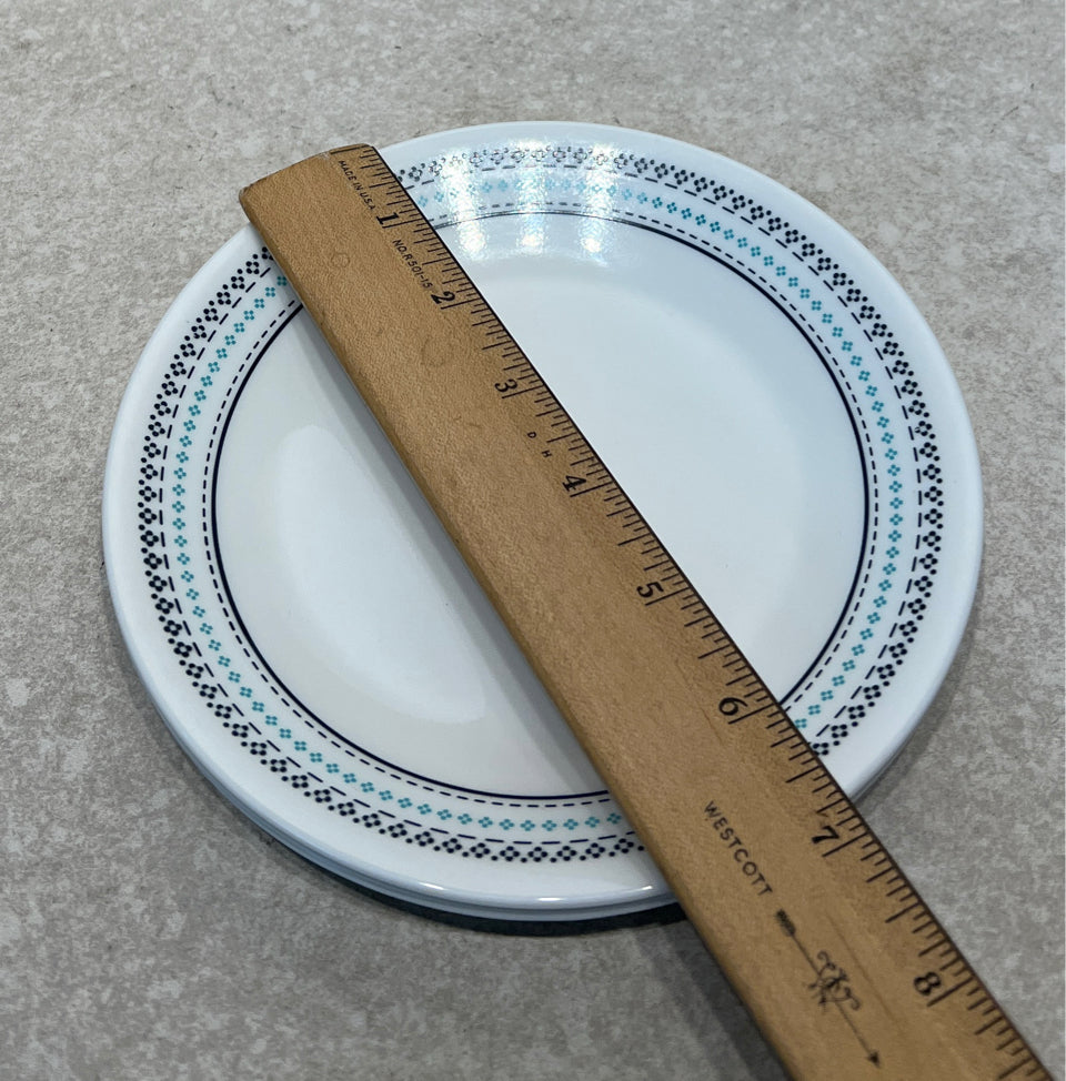 Set of 3 Corelle Plates