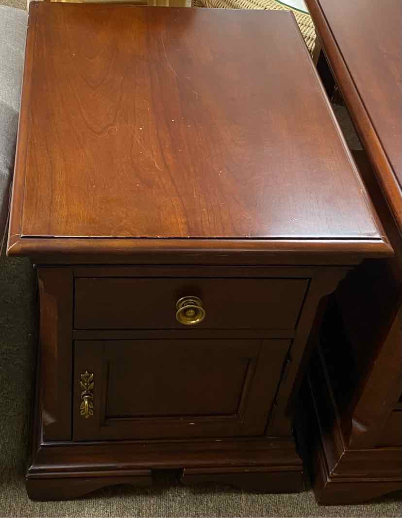 Broyhill End Table