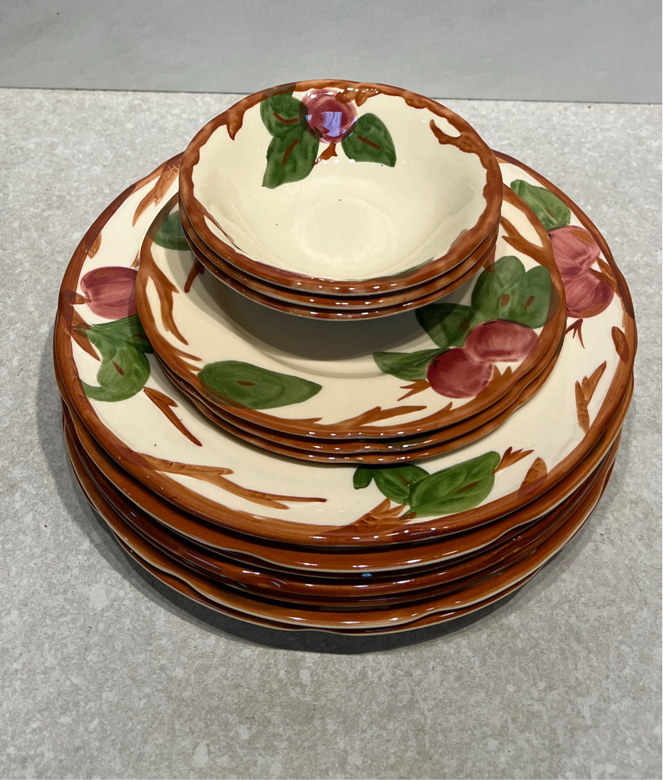 Set of 13 Franciscan Apple Plates