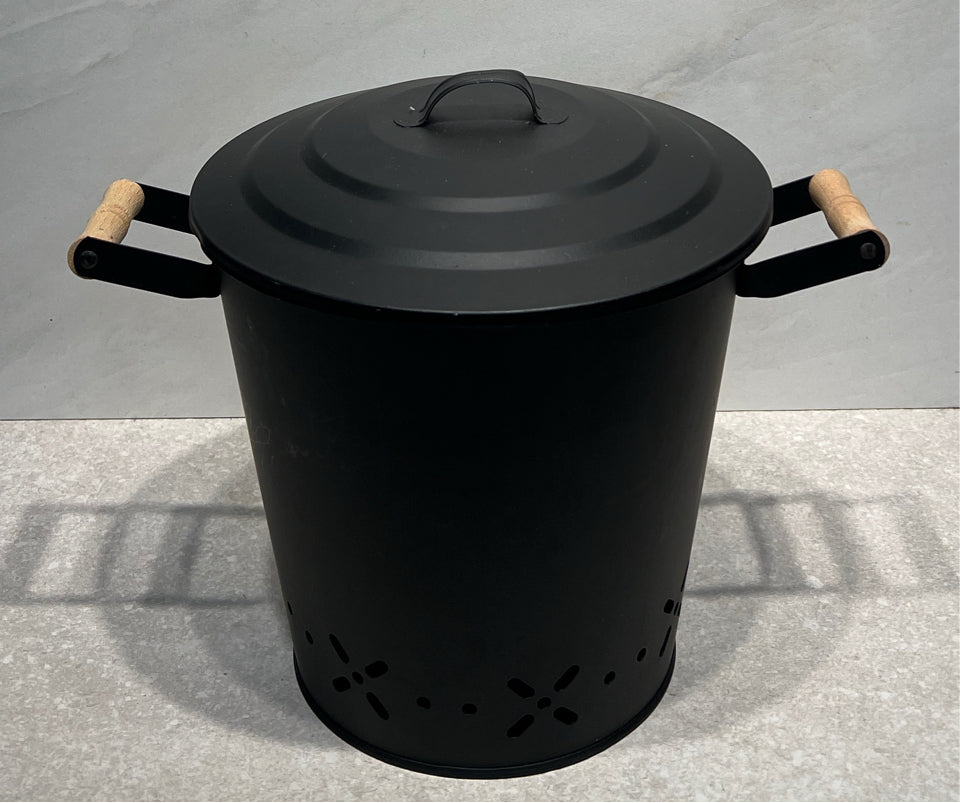 Covered Onion Bucket
