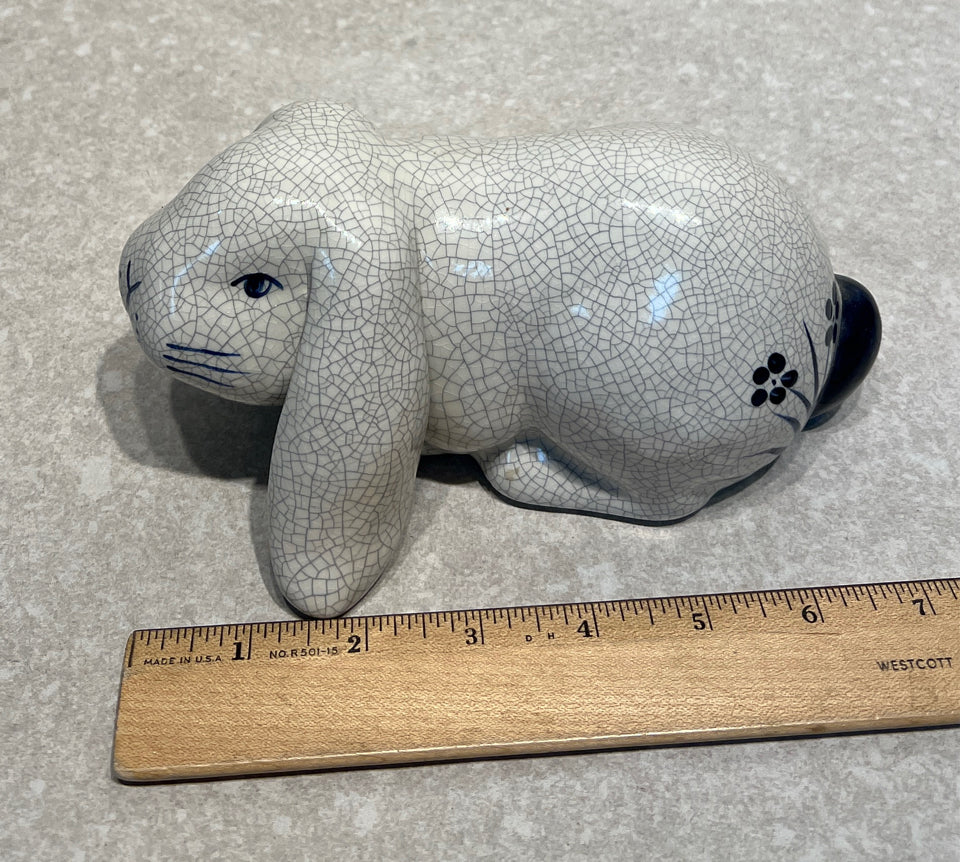 Dedham Pottery Rabbit